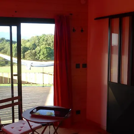 La Perchee Du Faucon