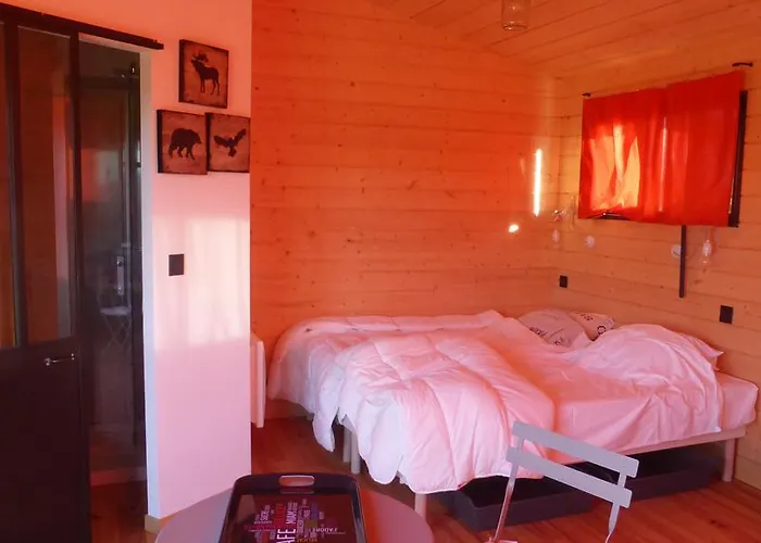 La Perchee Du Faucon Frechou-Frechet